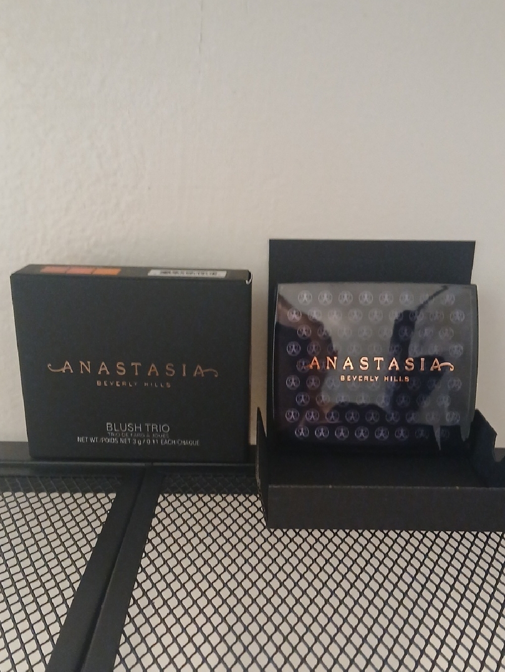 Anastasia Beverly Hills Blush Trio Palette - Peachy Love * Never Opened!
